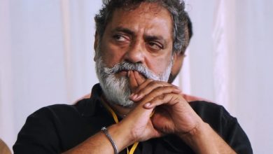 Photo of കപ്പലിലെ കള്ളന്മാർ കൂടുതൽ അടിച്ചു മാറ്റുന്നതിനു മുമ്പ് ആത്മാഹുതിയാകുന്ന സഹോദങ്ങൾക്ക് നഷ്ടപരിഹാരമെങ്കിലും നൽകിക്കൂടെ ?