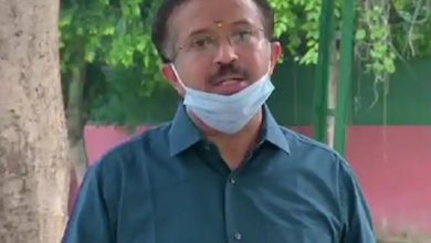 Photo of മുഖ്യ മന്ത്രി സൂപ്പര്‍ സ്പ്രെഡിനെക്കുറിച്ച് പറഞ്ഞ് ജനങ്ങളെ പരിഭ്രാന്തരാക്കുന്നു, കേന്ദ്ര മന്ത്രി വി.മുരളീധരന്‍.