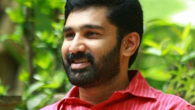 Photo of ഐഫോൺ വിതരണം ലക്കി ഡ്രോ വഴി, പ്രതിപക്ഷ നേതാവ് കൊടുത്തത് മുഖ്യമന്ത്രി എത്താഞ്ഞതിനാൽ-വിടി ബൽറാം