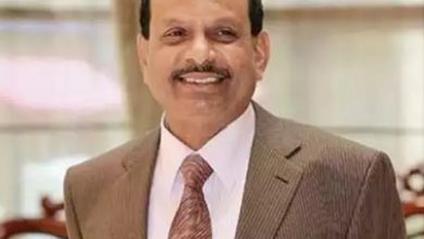 Photo of മുഖ്യമന്ത്രിയുടെ വെളിപ്പെടുത്തലിനു പിറകെ ലുലു ഗ്രൂപ്പ് ചെയർമാന്റെ വെളിപ്പെടുത്തൽ, എന്റെ പേര് അനാവശ്യമായി വലിച്ചിഴക്കരുത്..