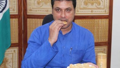 Photo of ത്രിപുരയിൽ ബിപ്ലബ് ദേബിനെ മുഖ്യമന്ത്രി സ്ഥാനത്ത് നിന്ന് മാറ്റണമെന്നാവശ്യം