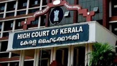 Photo of പാലത്തായി കേസ് അന്വേഷണത്തിന് ഐ.ജി റാങ്കിൽ ഉള്ള ഉദ്യോഗസ്ഥന്‍റെ നേതൃത്വത്തിൽ പുതിയ അന്വേഷണ സംഘം രൂപീകരിക്കാൻ ഹൈക്കോടതിയുടെ ഉത്തരവ്.
