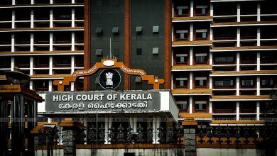 Photo of വിചാരണകോടതിയെപ്പറ്റി പരാതി, നടിയെ ആക്രമിച്ച കേസിലെ വിചാരണ നിര്‍ത്തിവെക്കണമെന്ന് ഹൈക്കോടതി.