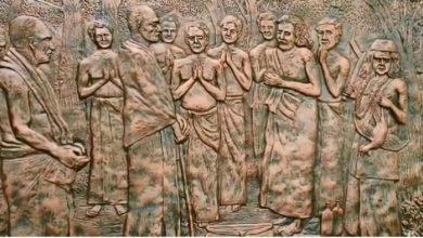 Photo of ശ്രീ നാരായണ ഗുരുവിന്റെ ജീവിതം ചുമർ ശില്പങ്ങളാക്കുന്നു.