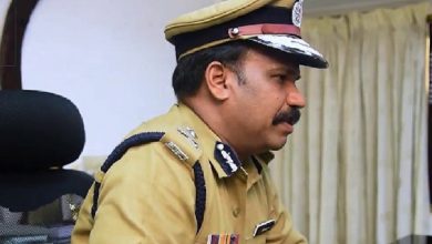 Photo of ഐ.ജി പി.വിജയന്റെ പേരില്‍ വ്യാജ ഫേസ്‍ബുക്ക് അക്കൗണ്ട്, പതിനേഴുകാരന്‍ അറസ്റ്റിലായി.