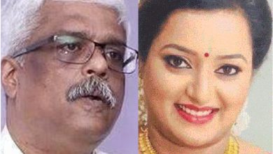 Photo of ആശ്വാസം തേടി സ്വപ്നയും ശിവശങ്കറും പറന്ന വഴിയെ കസ്റ്റംസും.