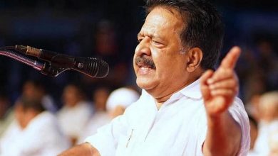 Photo of ജനാധിപത്യത്തെ കുരിശിലേറ്റി സഭയെ ചവിട്ടി തേയ്ക്കുമ്പോൾ പ്രതികരിക്കാതെ പറ്റില്ല, രമേശ് ചെന്നിത്തല.