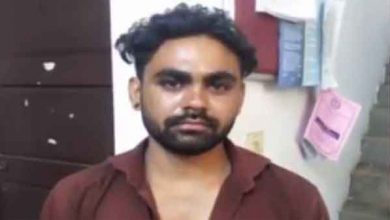 Photo of ചൂരിദാര്‍ വില്‍ക്കാനെത്തി, യുവതിക്ക് തുണിത്തരങ്ങള്‍ കാണിക്കവേ സ്വഭാവം മാറി; ഇതരസംസ്ഥന തൊഴിലാളി കെണിയില്‍