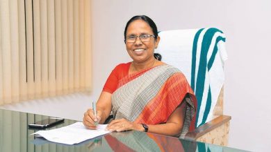 Photo of എല്ലാ സര്‍ക്കാര്‍ അപേക്ഷാ ഫോറങ്ങളിലും ട്രാന്‍സ്‌ജെന്‍ഡര്‍ വിഭാഗം കൂട്ടിച്ചേര്‍ക്കുമെന്ന് കെ കെ ശൈലജ