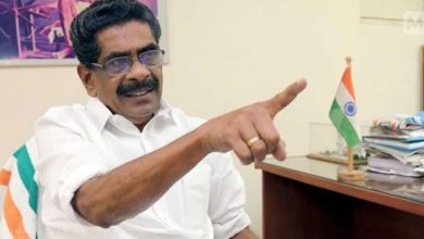 Photo of അമിത ഇന്ധന നികുതി; ഫെബ്രുവരി 16ന് മുല്ലപ്പള്ളി രാമചന്ദ്രന്റെ നേതൃത്വത്തിൽ രാജ്ഭവന് മുന്നിൽ സത്യാഗ്രഹം സമരം