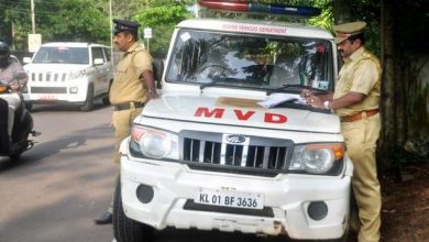 Photo of വണ്ടിയില്‍ പോകവേ അവര്‍ ഫോട്ടോയെടുക്കും, ജനങ്ങള്‍ ഇനി മിണ്ടാതെ പൈസ കൊടുത്താല്‍ മതി