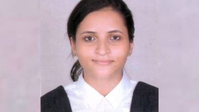 Photo of ടൂള്‍കിറ്റ് കേസ്: നികിത ജേക്കബിനെ  മൂന്നാഴ്ചത്തേക്ക് അറസ്റ്റ് ചെയ്യരുതെന്ന് ബോംബെ ഹൈക്കോടതി