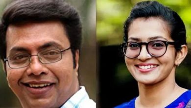 Photo of അപ്പപ്പോള്‍ കാണുന്നവനെ അപ്പാ എന്ന് വിളിക്കാത്തവള്‍ ആണ് പാര്‍വതി; പിന്തുണയുമായി നടന്‍ ഷമ്മി തിലകന്‍