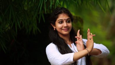 Photo of “പെണ്ണിന്റെ തുണിയുടെ നീളം മാത്രം നോക്കി പ്രതികരിക്കുന്നവരുടെ മുഖത്ത് നോക്കി തന്നെ തുപ്പണം”; സ്ത്രീകളുടെ വിജയത്തെ മോശമായി ചിത്രീകരിക്കുന്നവർക്കെതിരെ ശക്തമായ വിമർശനവുമായി നടി രചനാ നാരായണൻകുട്ടി