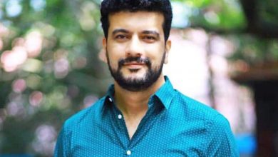 Photo of ധര്‍മജന് പിന്നാലെ രമേശ് പിഷാരടിയും കോണ്‍ഗ്രസിലേക്ക് ,ഉമ്മന്‍ ചാണ്ടിയും ചെന്നിത്തലയുമായി ചര്‍ച്ച നടത്തി
