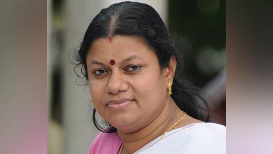 Photo of ബിന്ദു കൃഷ്ണയ്ക്ക് സീറ്റ് നിഷേധിക്കാൻ ശ്രമം; കൊല്ലത്ത് കോൺഗ്രസിൽ കൂട്ട രാജി