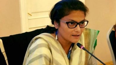 Photo of സീറ്റ് വിഭജനത്തിൽ അതൃപ്തി: രാജിക്കൊരുങ്ങി മഹിളാകോൺ​ഗ്രസ് അധ്യക്ഷ; അനുനയിപ്പിക്കാൻ പ്രിയങ്ക ​ഗാന്ധി