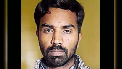 Photo of ആറുമണിക്കൂർ കട്ടിലിനടിയിൽ‍ ഒളിച്ചിരുന്നു: ബംഗളുരുവിൽ ഭാര്യയുടെ കാമുകനെ കുത്തിക്കൊലപ്പെടുത്തി