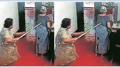 Photo of മലമൂത്ര വിസര്‍ജനം നടത്തിയതിന് വയോധികയെ വടി കൊണ്ട് അടിച്ചും കുത്തിയും ഹോം നഴ്‌സ്