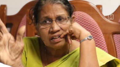 Photo of എംസി ജോസഫൈന്‍ കൈപ്പറ്റിയത് അരക്കോടിയിലേറെ, വനിതാ കമ്മീഷനില്‍ തീര്‍പ്പാകാതെ കിടക്കുന്നത്‌ 11,187 പരാതികള്‍