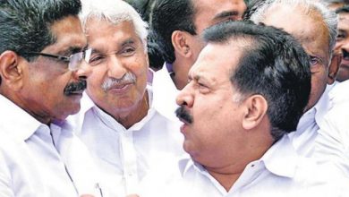Photo of രമേശ് ചെ​ന്നി​ത്ത​ല പ്ര​തി​പ​ക്ഷ നേ​താ​വാ​ക​ണ​മെ​ന്ന നിലപാടിലുറച്ച്‌ ഉ​മ്മ​ൻ​ചാ​ണ്ടി