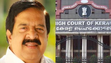 Photo of ഇരട്ടവോട്ടിനെതിരെ രമേശ് ചെന്നിത്തല‍ ഹൈക്കോടതി‍യില്‍