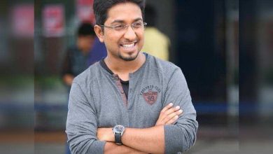 Photo of കൊയ കൊയ കൊഞ്ചിക്കൊണ്ടുള്ള ഇദ്ദേഹത്തിൻ്റ് പാട്ടുകൾ മലയാളസംഗീതത്തിനും ഭാഷയ്ക്കും അപമാനമാണ്; വിനീത് ശ്രീനിവാസന്റെ സംഗീതം അരോചകമാണെന്ന് റെജി ലൂക്കോസ്