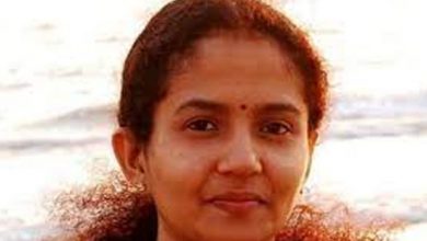 Photo of ബാങ്ക് മാനേജരെ ബാങ്കിനുള്ളിൽ തൂങ്ങിമരിച്ച നിലയിൽ കണ്ടെത്തി