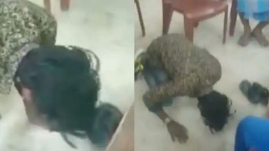 Photo of പെൺകുട്ടിയുമായി ഒളിച്ചോടിയെന്ന് ആരോപിച്ച് ആൺകുട്ടിയെക്കൊണ്ട് തുപ്പൽ നക്കിത്തുടപ്പിച്ചു; ആറ് പേരെ പൊലീസ് അറസ്റ്റ് ചെയ്തു