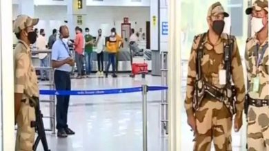 Photo of കരിപ്പൂർ വിമാനത്താവളത്തിൽ സിബിഐ റെയ്ഡ്; 14 കസ്റ്റംസ് ഉദ്യോഗസ്ഥർക്കെതിരെ സിബിഐ കേസെടുത്തു