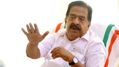 Photo of കോൺഗ്രസിൻ്റെ സംഘടനാ ദൗർബല്യം ഹൈക്കമാൻഡ് സംഘത്തിന് മുന്നിൽ തുറന്നു പറഞ്ഞ് രമേശ് ചെന്നിത്തല