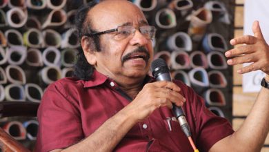 Photo of ‘ഷേക്സ്പിയർ ശവക്കുഴിയിൽ കിടന്നു പല്ലിറുമ്മുകയാണോ, പൊട്ടിച്ചിരിക്കുകയാണോ എന്നറിയില്ല’: ജോജിക്കെതിരെ സച്ചിദാനന്ദൻ