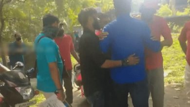 Photo of ഹിന്ദു – മുസ്ലീം പ്രണയം പറയുന്ന സിനിമാ ഷൂട്ടിംഗ് സംഘ് പരിവാർ പ്രവർത്തകർ തടഞ്ഞു