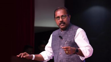 Photo of പുതിയ മന്ത്രിസഭയുടെ സത്യപ്രതിജ്ഞാ ചടങ്ങ് ആഘോഷമായി നടത്തി കൊറോണ പടർത്തരുത്: ഡോ. എസ്.എസ്. ലാൽ