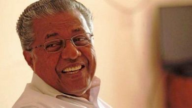 Photo of സത്യപ്രതിജ്ഞ നാളെ; മുഖ്യമന്ത്രി ഗവര്‍ണറെ കണ്ടു