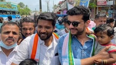 Photo of സ്വാതന്ത്ര്യം മുകേഷിനും ഇന്നസെന്റിനും മാത്രമല്ല , രമേഷ് പിഷാരടിക്ക് നന്ദി പറഞ്ഞ് ഷാഫി പറമ്പില്‍