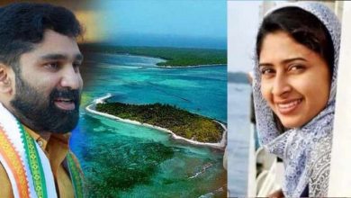 Photo of ‘രാഷ്ട്രപിതാവിനെ വെടിവെച്ചു കൊന്നതൊന്നുമല്ലല്ലോ രാജ്യദ്രോഹക്കുറ്റം ചുമത്താൻ?’