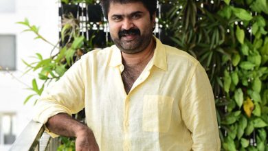 Photo of ഫേസ്ബുക് തിരികെ കിട്ടിയ സന്തോഷം പങ്കുവെച്ച്‌ അനൂപ് മേനോന്‍