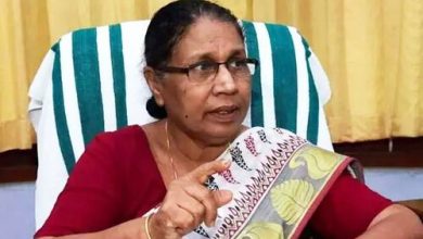 Photo of വിവാദ പരാമര്‍ശം: എം.സി ജോസഫൈന്‍ വനിതാ കമ്മിഷന്‍ അധ്യക്ഷ സ്ഥാനം രാജിവെച്ചു