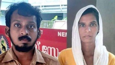 Photo of സ്വിച്ചിട്ടാല്‍ ലോക്കാകുന്ന വാതില്‍ ഒരുക്കി, സജിതയെ റഹ്‌മാന്‍ 10 വര്‍ഷം ഒളിപ്പിച്ച കഥ കേട്ട് ഞെട്ടല്‍ മാറാതെ കുടുംബവും പോലീസും