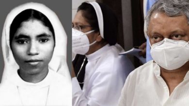 Photo of അഭയ കേസ് പ്രതികള്‍ക്ക് നിയമവിരുദ്ധ പരോള്‍; സര്‍ക്കാരിനോട് വിശദീകരണം തേടി ഹൈക്കോടതി