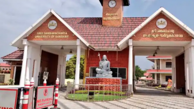 Photo of ഉത്തരക്കടലാസ് കാണാതായ സംഭവം; ഗവര്‍ണര്‍ക്ക് പരാതി നല്‍കി വിദ്യാര്‍ഥികള്‍