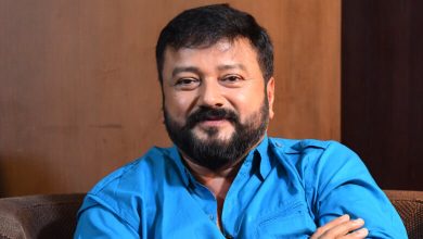 Photo of ഭക്തിഗാനങ്ങളുടെ പകര്‍പ്പവകാശം തട്ടിയെടുത്തു: നടന്‍ ജയറാമിനെതിരെ പരാതിയുമായി യുവാവിന്റെ കുടുംബം