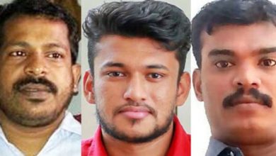 Photo of കരിപ്പൂര്‍ സ്വര്‍ണകടത്ത് കേസ്; ടി പി വധക്കേസ് പ്രതികളായ കൊടി സുനിയുടേയും മുഹമ്മദ് ശാഫിയുടേയും വീടുകളില്‍ കസ്റ്റംസിന്റെ റെയ്ഡ്