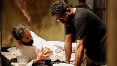 Photo of ഞാന്‍ ഇടതുപക്ഷ അനുഭാവി, അന്നത്തെ സര്‍ക്കാറിലേക്ക് കഥ പോകേണ്ട സാഹചര്യം സിനിമയില്‍ ഇല്ല: വിവാദങ്ങള്‍ക്ക് മറുപടിയുമായി മഹേഷ് നാരായണന്‍