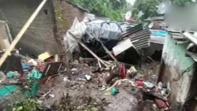 Photo of കനത്ത മഴയില്‍ മുംബൈയിൽ മണ്ണിടിച്ചിൽ; 11 മരണം, നിരവധിപേർ കുടുങ്ങിക്കിടക്കുന്നു