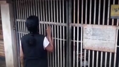 Photo of സ്ത്രീധനം നല്‍കാത്തതിന് അഭിഭാഷകയെ ഭര്‍ത്താവ് വീടിന് പുറത്താക്കി ഗേറ്റ് പൂട്ടി