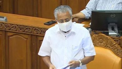 Photo of പോലീസിന് ഭ്രാന്തു പിടിച്ചെന്ന് പ്രതിപക്ഷം; ജനകീയ സേനയെന്ന് മുഖ്യമന്ത്രി