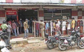 Photo of പുതുക്കിയ നിയന്ത്രണം; മദ്യശാലകള്‍ ഇന്ന് തുറക്കും