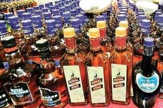 Photo of ആദ്യ ദിനം ക്ലിക്കായി ഓണ്‍ലൈന്‍ മദ്യവില്‍പ്പന